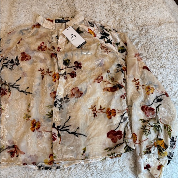 anewsta Floral Sheer Blouse - Cream - Picture 6 of 8